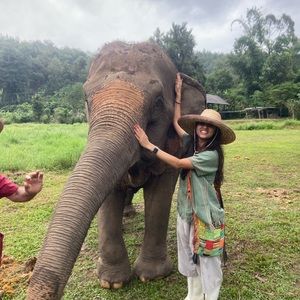 Meet your Posher, Karishma